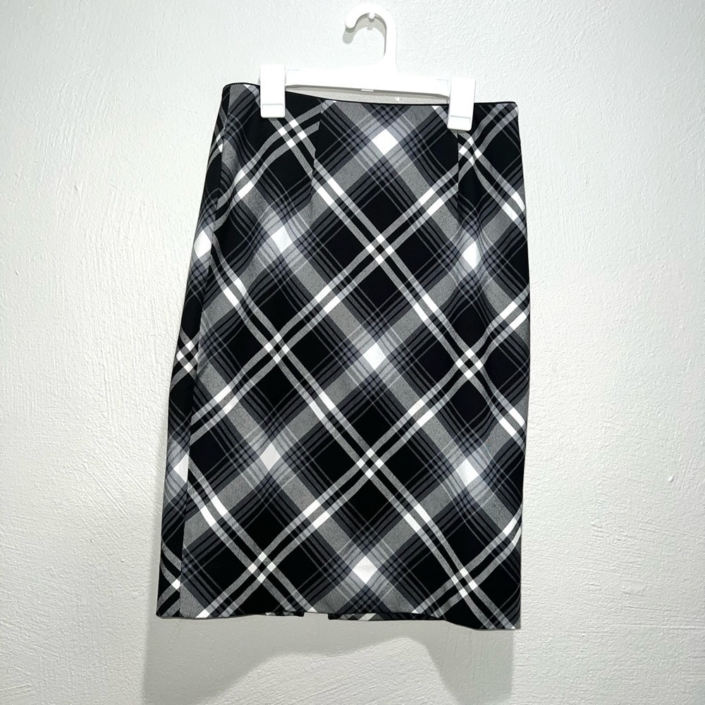 White House Black Market Black White Plaid Skirt